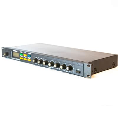 Maxon HD 1000 Harmonics & Digital Delay Effects Processor