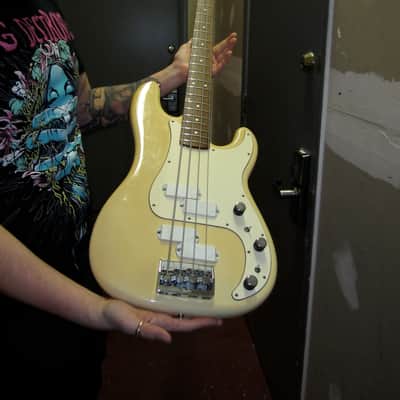Fender Precision Bass Elite II 1983 cream/custard image 3