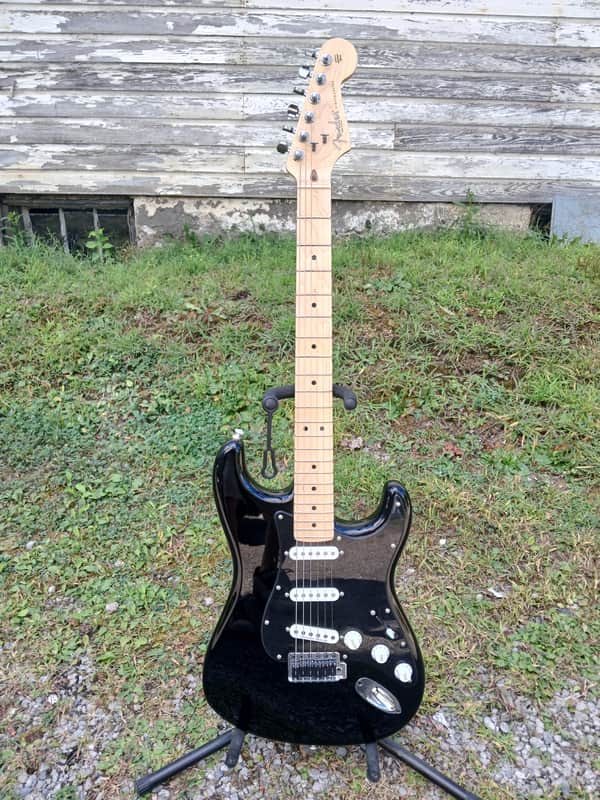 Fender Stratocaster 2007 David Gilmour USA w/ Seymour Duncan Bridge pickup Maple neck Hard Shell Case