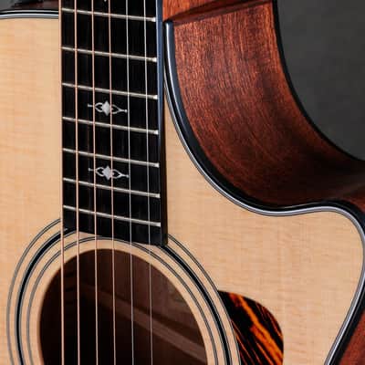 Taylor 312ce 12-Fret V-Class Acoustic-electric Guitar, Natural with Case image 2