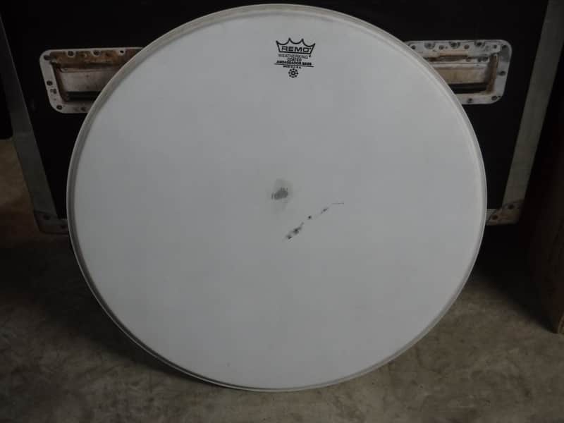 Remo Ambassador Bass. WEATHERKING. 1990 - Smooth White image 1