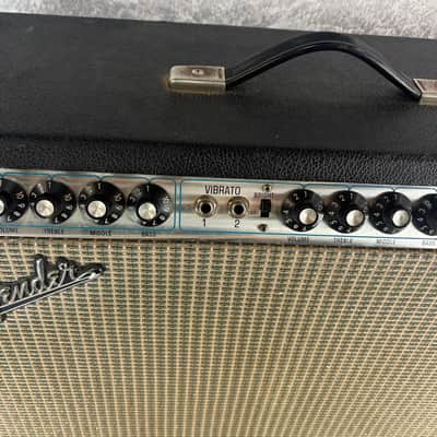 Vintage 1973 Fender Twin Reverb all tube 2x12 combo amp image 12
