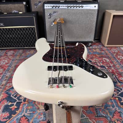Fender '62 Reissue Jazz Bass JB-62 Vintage Series Olympic White - 2005 CIJ image 14