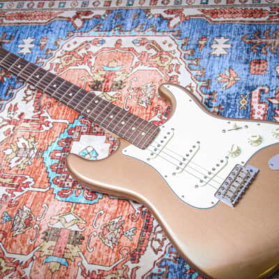 FENDER USA Custom Shop Post-Modern Stratocaster "Firemist Gold + Rosewood" (2017) image 5