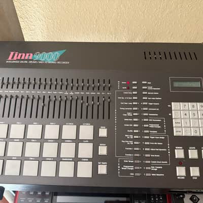 Linn 9000 Integrated Digital Drums / Midi Keyboard Recorder 1984 - 1986 - Black