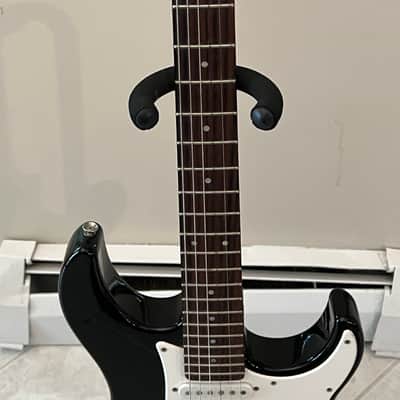 Yamaha EG303 image 2