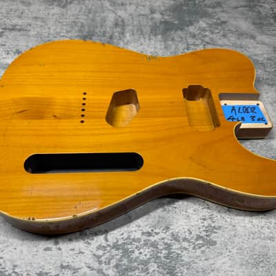 Real Life Relics 60’s Style Tele® Telecaster® Body HS Double Bound Humbucker/Single Aged Natural