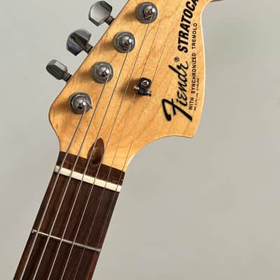 Squier Tom Delonge Stratocaster - Olympic White image 6