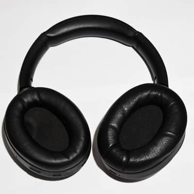 Sony WH-1000XM4 Wireless Active Noise Canceling Over-Ear Headphones - Black image 4