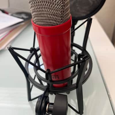 RODE NT-1 KIT with Shockmount and Pop Filter red image 2