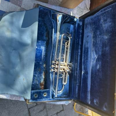 Bach Stradivarius Model 37 Trumpet 70’s - Silver image 8