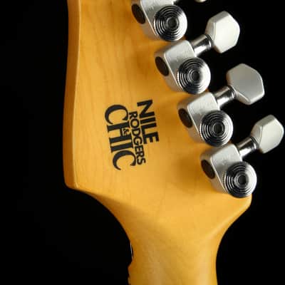 2022 - Fender Nile Rodgers Hitmaker Stratocaster - Olympic White #NR00443A image 8