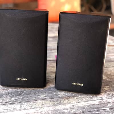 Nice Aiwa SX-AV2000 Surround Satellite Bookshelf Speakers Pair. Tested Working! Nice Aiwa SX-AV2000 Surround Satellite Bookshelf Speakers Pair. Tested Working! image 2