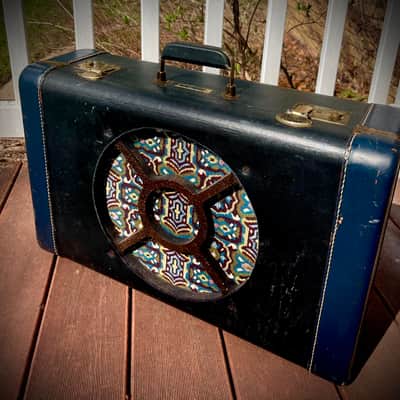 Rotary Connection 12” portable/travel guitar suitcase speaker cabinet. Black/Blue Tolex. Vintage 50’s repurposed case. Unique vintage grill cloth. 12” vintage Pyle 8 ohm speaker. Switchcraft jack 2026 - Black/Blue image 2