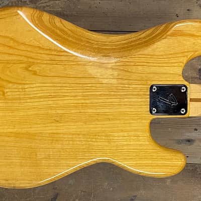 Fender Precision Bass Left-Handed with Maple Fretboard 1970 - 1983 - Natural image 5