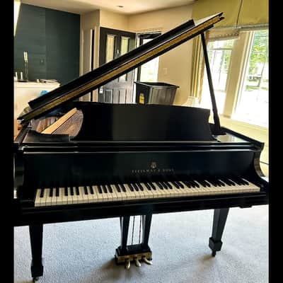 Steinway & Sons Model M Grand Piano – One Owner | Like New image 1