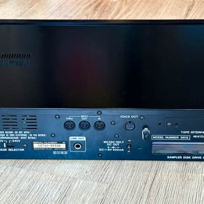 Akai S612 // Beautiful 12-bit Sampler image 2
