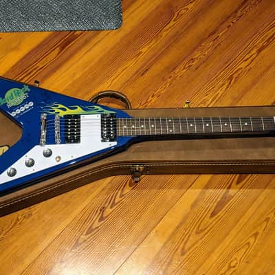 Gibson 1999 Flying V98 Hard Rock Limited 1 of 25 Blue Guitar w/OHSC & Shirt, RARE, EXC Condition! image 8