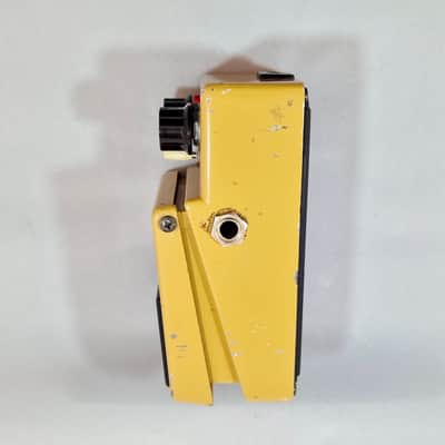 Boss TW-1 T Wah (Black Label) 1980 - Yellow image 5
