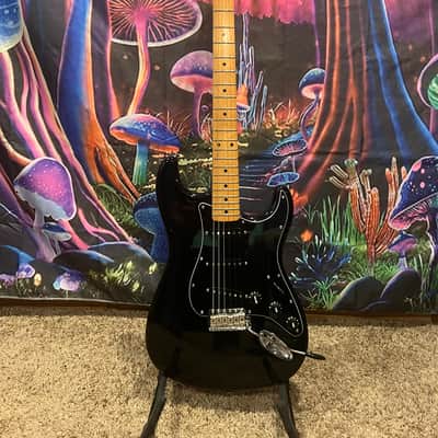 Fender Stratocaster 2002 - Black image 2