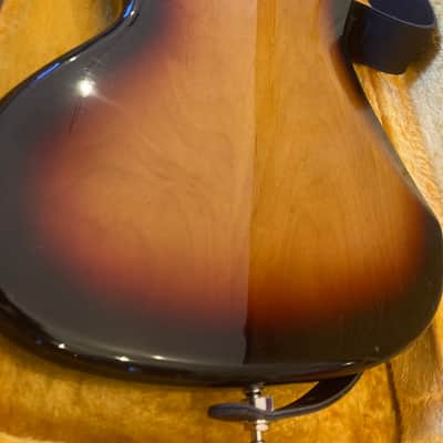 Fender Bass VI 1994-1995 1st Reissue Sunburst made in japan mij image 6