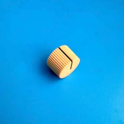 Fender Rumble 15 (PR2490) Bass Amp Part: D-Shaft Beige Control Knob Cover Cap image 4