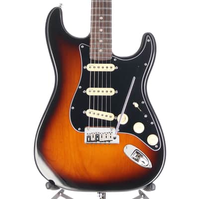 Fender Certified Pre-Owned American Ultra Luxe Stratocaster, Rosewood Fingerboard, 2-Color Sunburst (L7) (06913) image 1