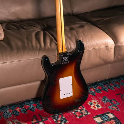 Fender Custom Shop LTD 70th Anniversary '54 Stratocaster NOS in Wide-Fade 2-Color Sunburst, Pre-Owned image 4