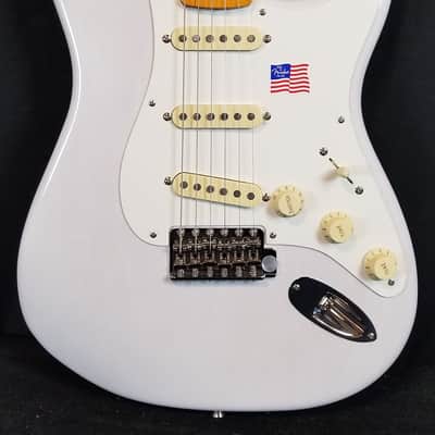 Fender Eric Johnson Stratocaster, Maple Fretboard, White Blonde W/Case image 4