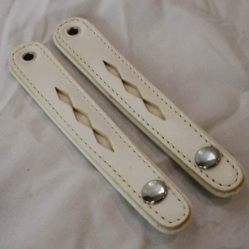 New White Fuselli Leather Accordion Bellows Clasps Length:(3.25in/ 8.25cm) image 1