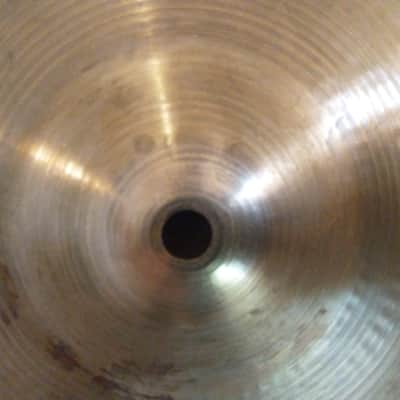 Zildjian Avedis 14 inch new beat hi hat cymbals 1077/1340 grams clean! image 5