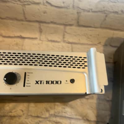 Crown XTI1000 Power Amp image 3