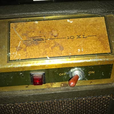 Silvertone Sears Silvertone 10XL Model 1421 Tube Amplifier Working Tremolo Late '60s - brown olive tolex with gold anodized faceplate image 6