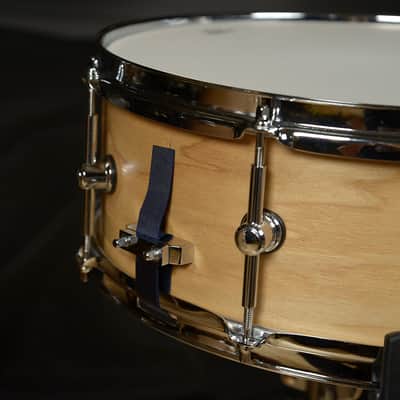 Ddrum SE Flyer 12/14/18/5.5x14 4pc Drum Kit Satin Natural Lacquer w/Ash Outer Ply image 10