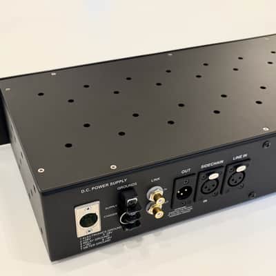 GML 2020 High Resolution Discrete Input Channel Strip with Power Supply - MINT image 9