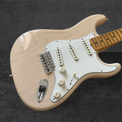 2026 Fender Custom Shop Postmodern Stratocaster Journeyman Relic – Aged White Blonde image 3