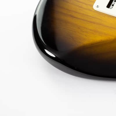 Fender 50th Anniversary American Series Stratocaster 2004 2-Colour Sunburst image 19