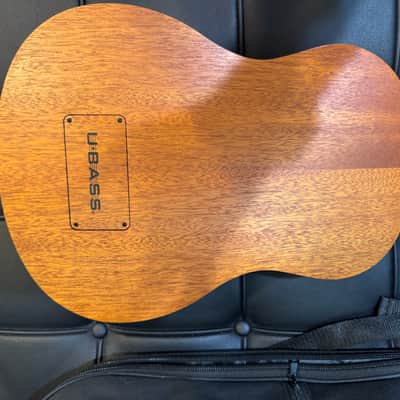 Mint- Kala U-Bass Bakithi Kumalo Signature Acoustic-Electric Bass, Mahogany Natural image 4
