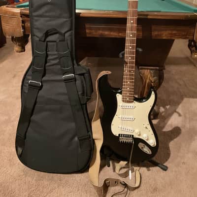 Fender Squire Stratocaster upgraded bridge/pickups comes with custom padded gig bag and strap image 2