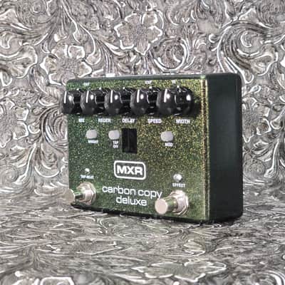 MXR M292 Carbon Copy Deluxe Analog Delay Pedal image 4