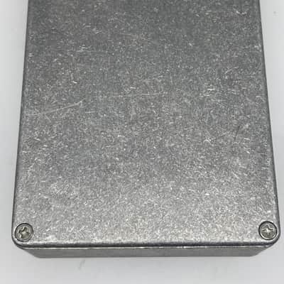 Carl's Custom Guitars Speaker Soak 8 Ohm Attenuator 2010s - Silver image 3