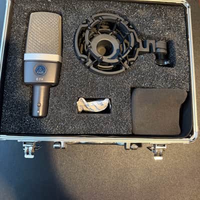 AKG C214 Large Diaphragm Cardioid Condenser Microphone 2010s - Black image 2
