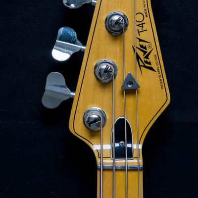 Peavey T-40 with Maple Fretboard 1978 - 1988 - Natural image 4