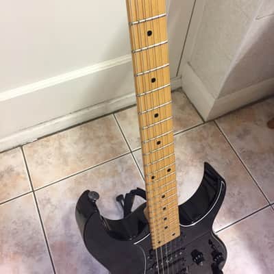 Ibanez RG550 2001 Black with maple neck image 2