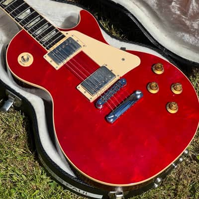 2011 Gibson Les Paul Standard - Cherry Red image 2