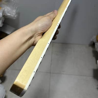 20 fret 34" gloss Maple J BASS guitar neck part Fretboard Block Inlay nut 38mm image 3