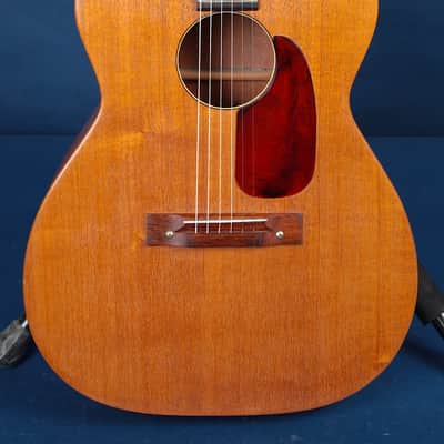 Harmony H165 1958-67 / Sweet Example of "The Poor Man's Martin" image 1