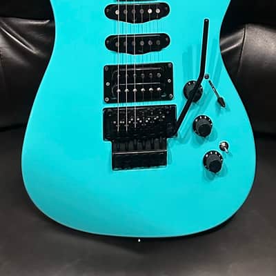 Fender Limited Edition HM Strat 2020 reissue - Ice Blue /w hardshell case image 1