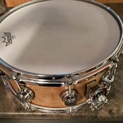 DW Jazz snare drum 6 1/2 x 14 Natural wood image 3