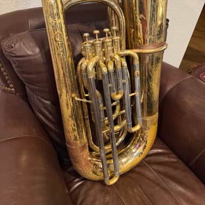 Yamaha YBB-321 Intermediate Bb 4-Valve Tuba - With Case image 4